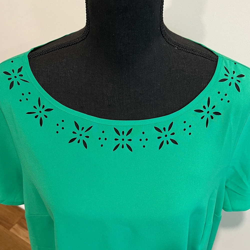 Lane Bryant Short Sleeve Green Top; Size 14/16; *NWOT*